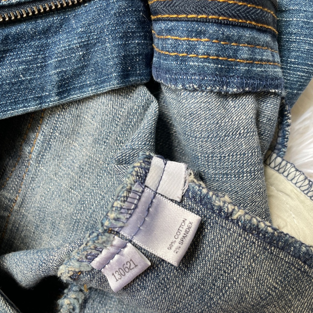 LOFT Denim Mini Skirt 💙 - Picture 8 of 10